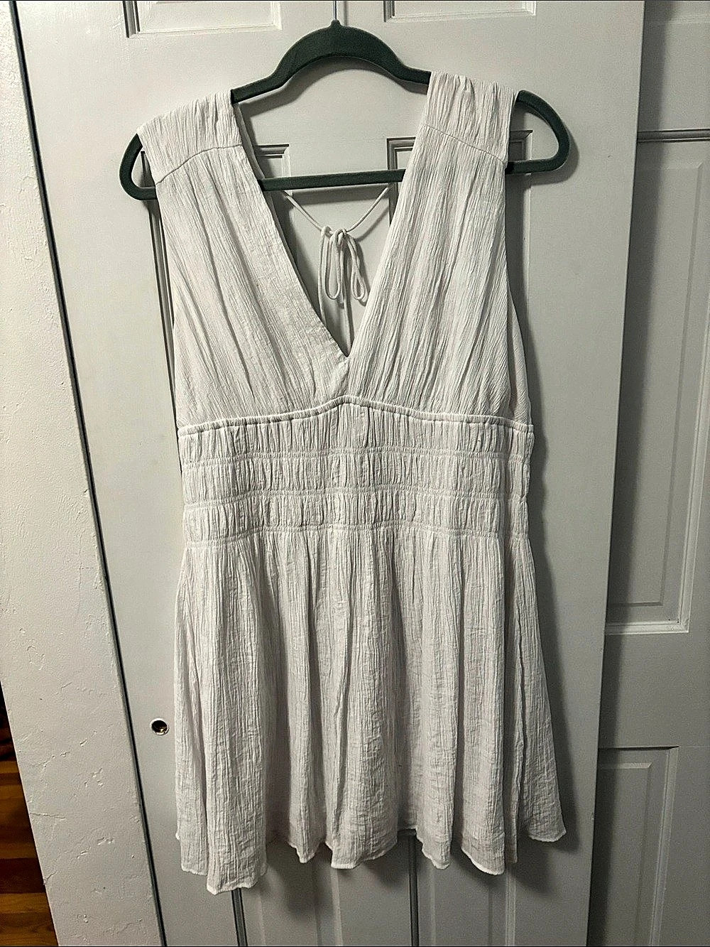 Abercrombie & Fitch White Mini Dress Size XL Like New